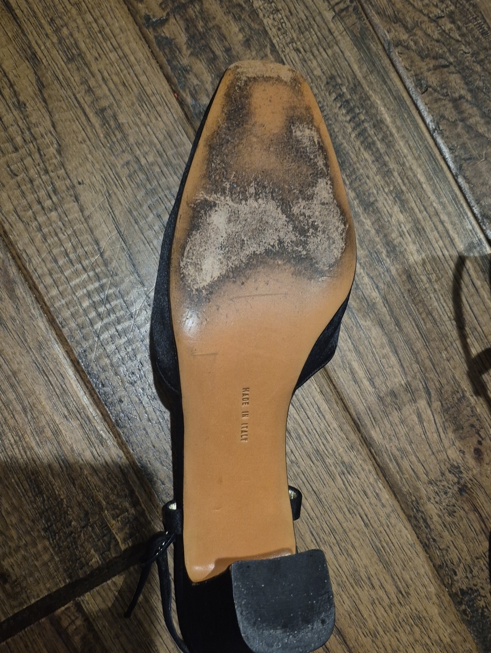 Salvatore Ferragamo Black Slingback Bow Pumps - Picture 3 of 5